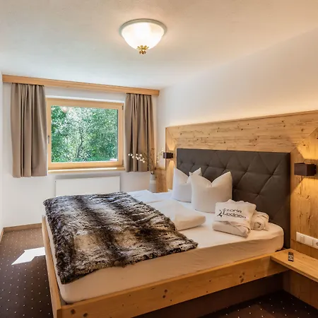 Bed & Breakfast Viktoria 4*