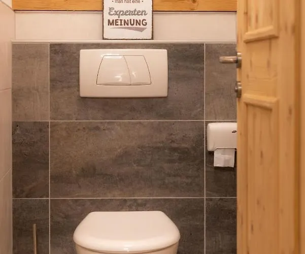 Bed & Breakfast Viktoria 4*