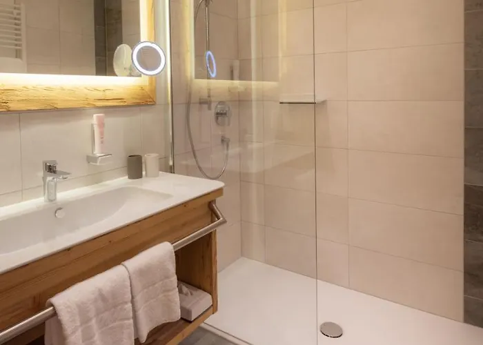 Bed & Breakfast Viktoria 4*