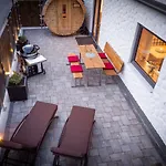 Viktoria Bed & Breakfast 4*