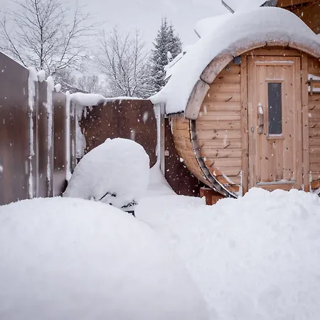 לינה וארוחת בוקר Viktoria